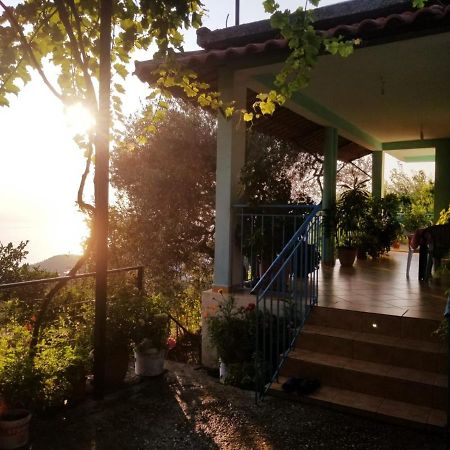 Eva'S House Villa Lukove Ngoại thất bức ảnh
